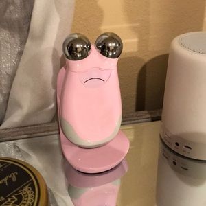 Nuface Trinity Petal Pink